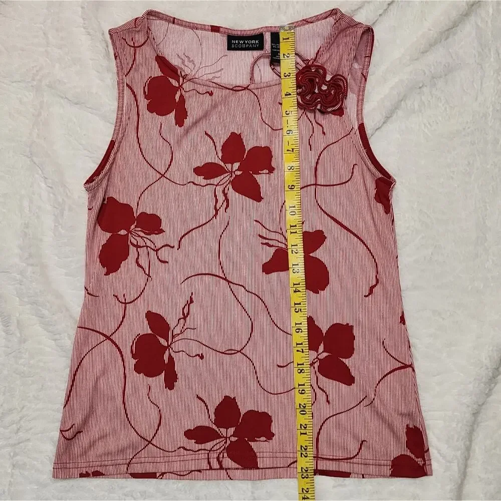 New York and Company Rosette Floral Print Sleeveless Romantic Red Top, Medium - Picture 2 of 8